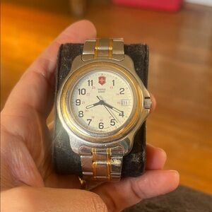 Swiss Army Two-Tone Men's Wristwatch — Silver and Gold